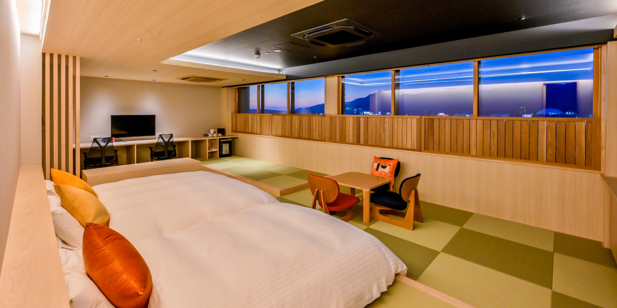 ART PARK HOTEL — 出雲・塩冶有原町 · 2026年4月リブランド、出雲平野を望むアート併設のホテル