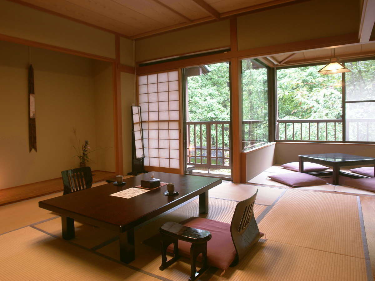 金盛館せゝらぎ — みなかみ町谷川温泉 · 1913年創業、4本の自家源泉を持つ一軒宿