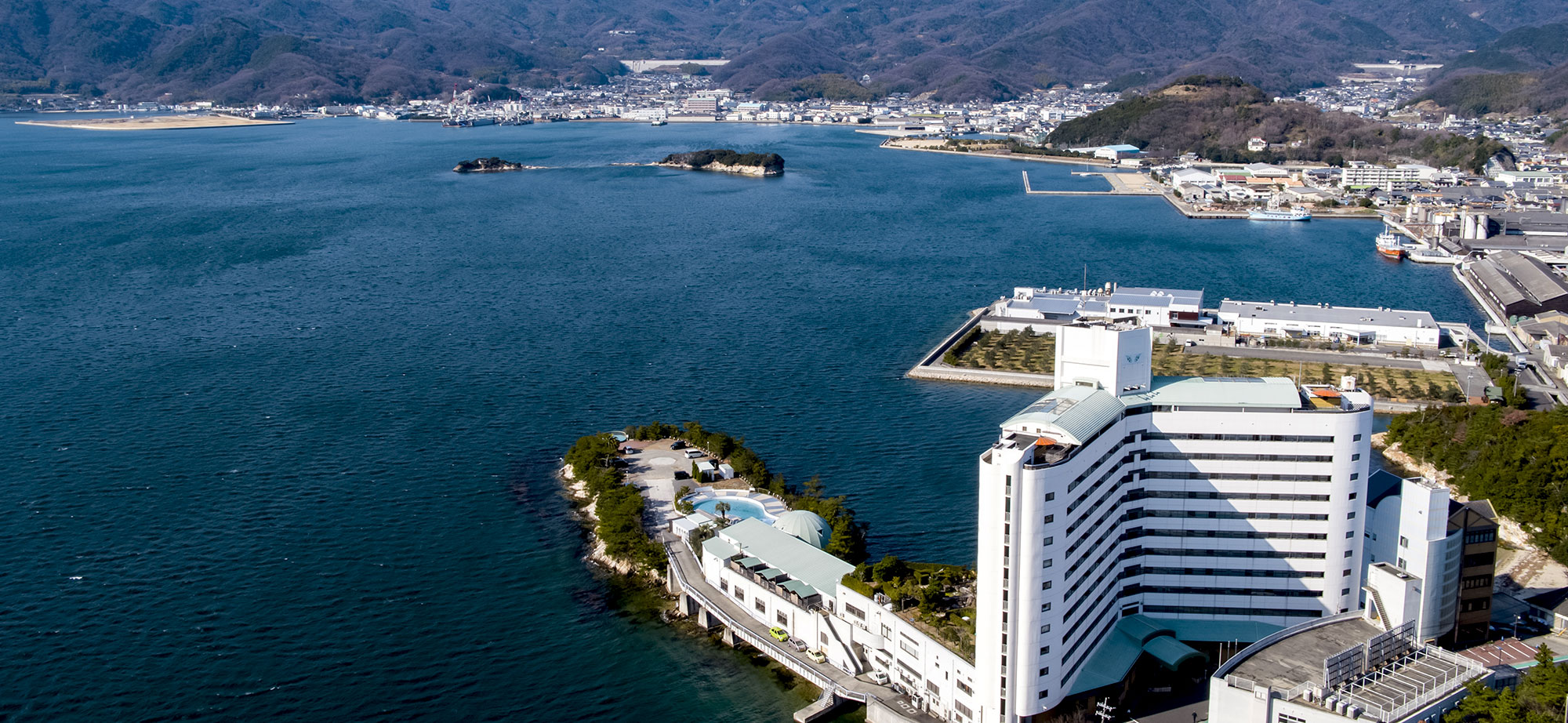ベイリゾートホテル小豆島 — 香川県小豆島町古江 · 全室オーシャンビュー、12階展望露天と自家源泉天然温泉