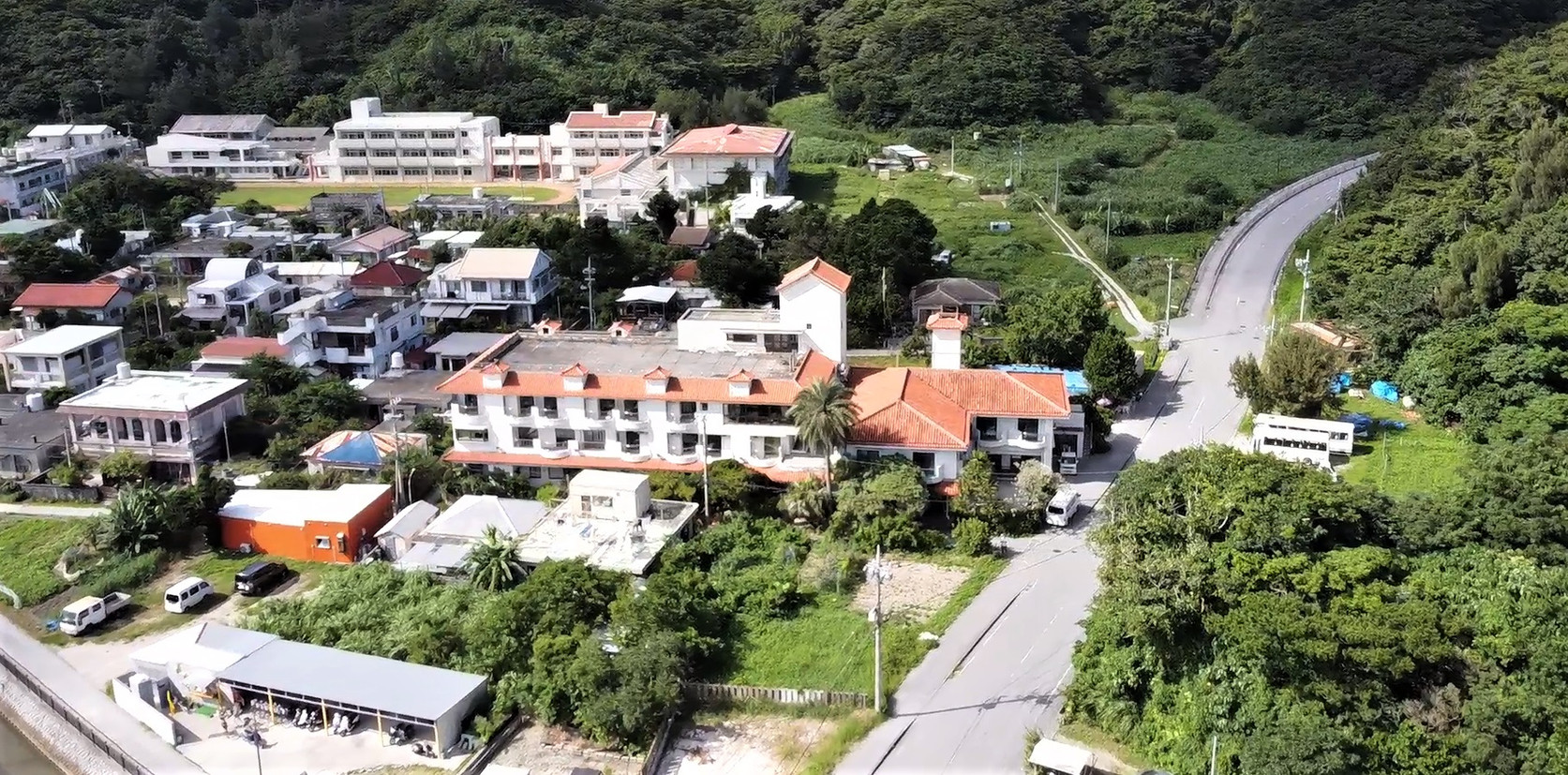 オセアナ ポートヴィレッジ座間味 — 座間味島 · 座間味港徒歩圏の中規模リゾート