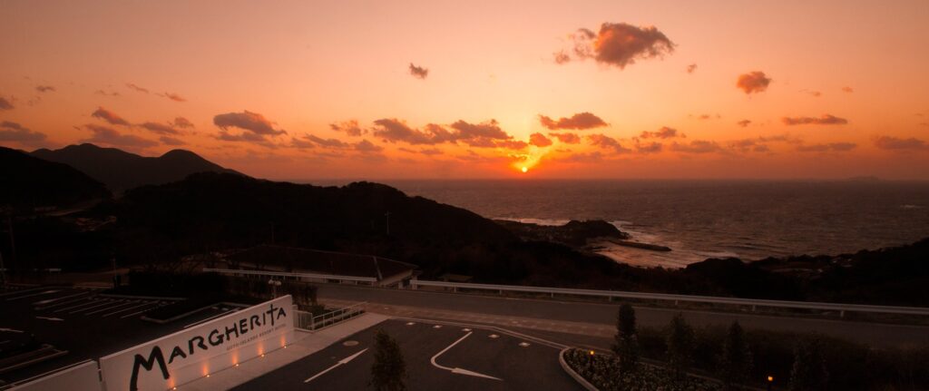 五島列島の教会群を泊まり歩く、欧米2回目訪日客向け『日本のキリシタン文化』2泊3日 — 五島市・新上五島町の小規模宿 6選｜Map付き