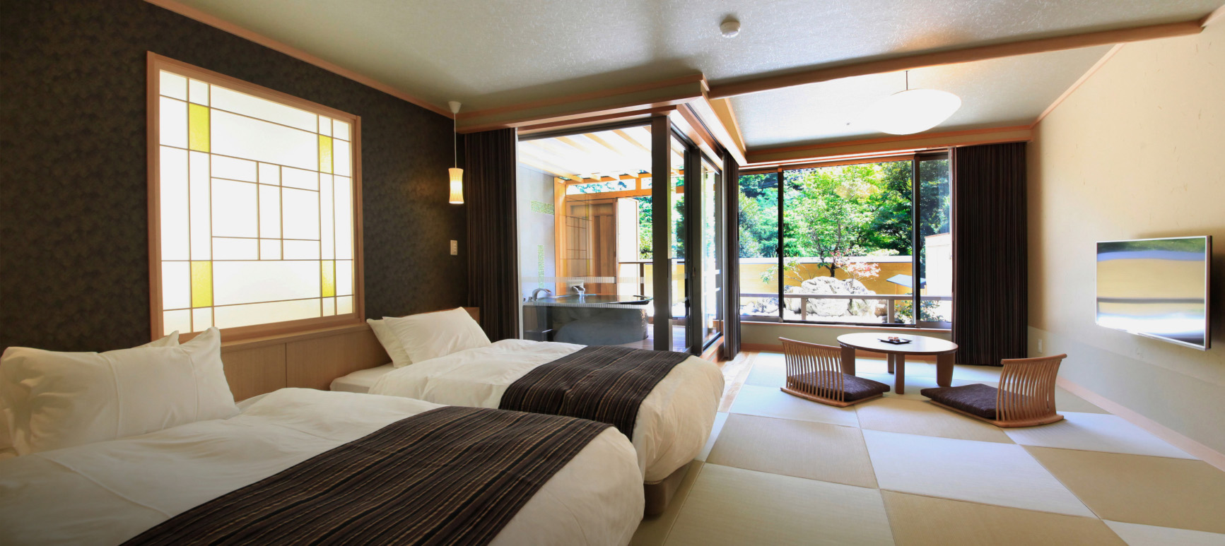 箱根湯本温泉 ホテルおかだ — 箱根町湯本茶屋 · 全122室の温泉宿の露天風呂付き客室