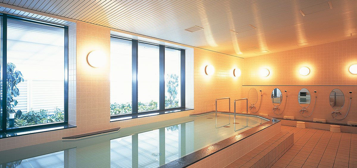 ホテル日航奈良 — 奈良市三条本町 · JR奈良駅西口直結、6階の宿泊者専用浴場「佐保の湯」